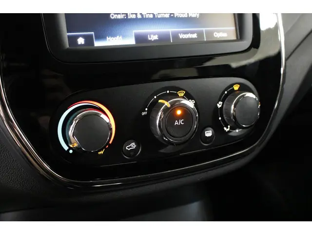 Renault Captur 1.2 TCe Limited 120 PK. 2017 Benzine 23