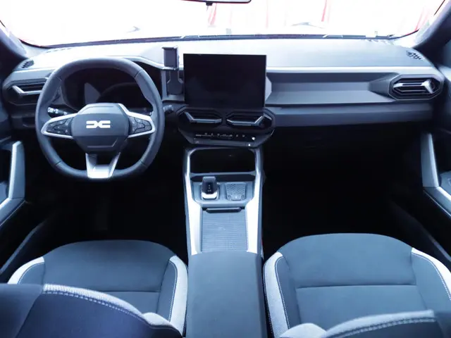 Dacia Bigster 1.8 Hybrid 155 Journey 2025 Hybride Benzine 3