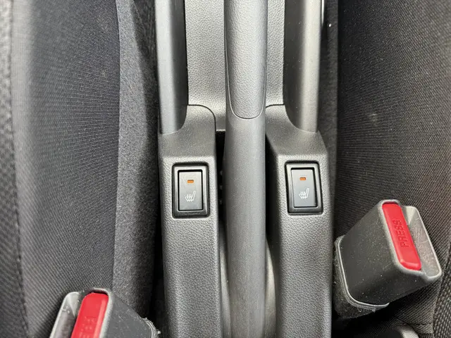 Suzuki Swift 1.2 Automaat Navi Camera 2019 Benzine 16