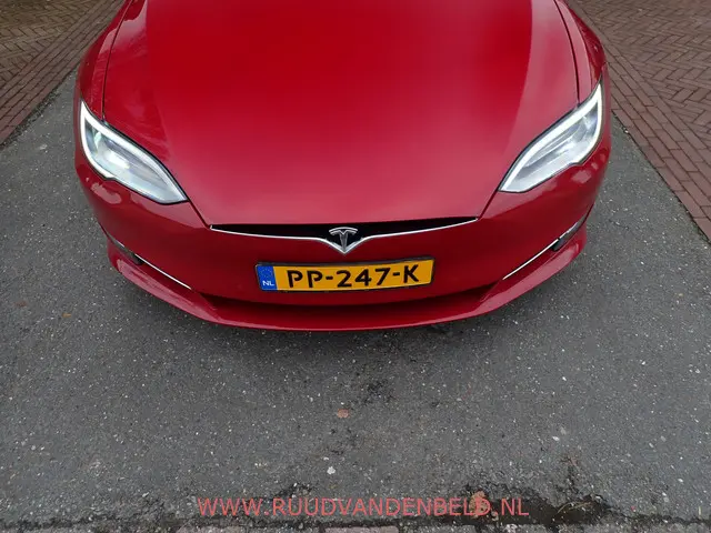 Tesla Model S 75D 2017 Elektrisch 30