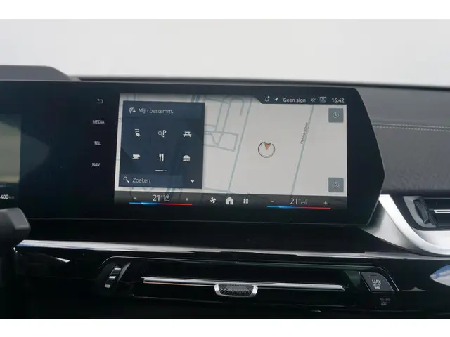 BMW iX2 xDrive30 2024 Elektrisch 19