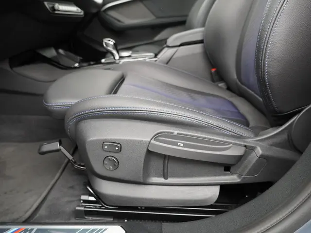 BMW 1 Serie 118i 2022 Benzine 23