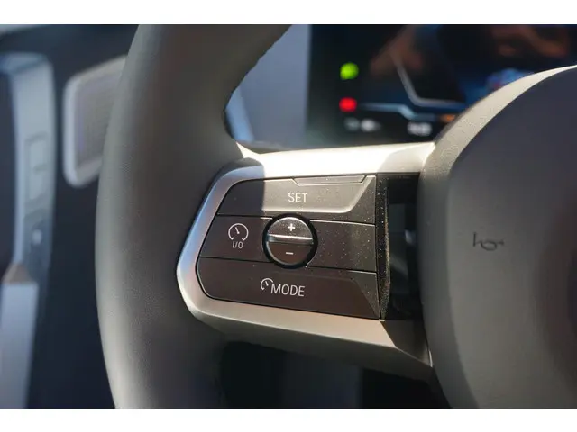 BMW iX xDrive60 2025 Elektrisch 13