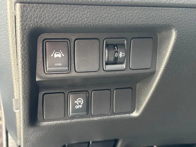 Nissan QASHQAI DIG-T 140 MT Design Edition 2021 Benzine 44