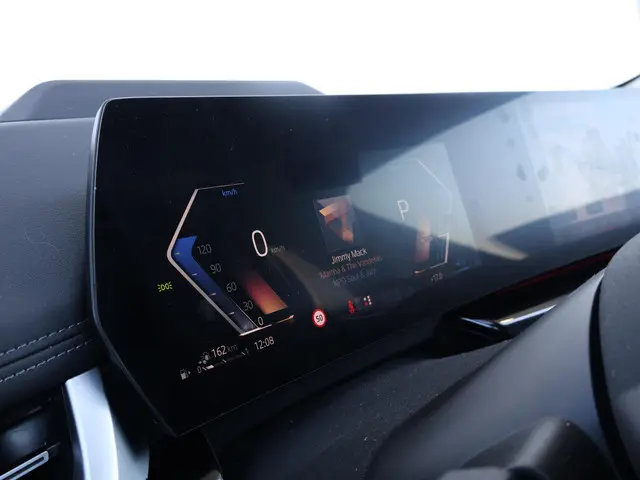 BMW X1 xDrive30e 2022 Hybride Benzine 33