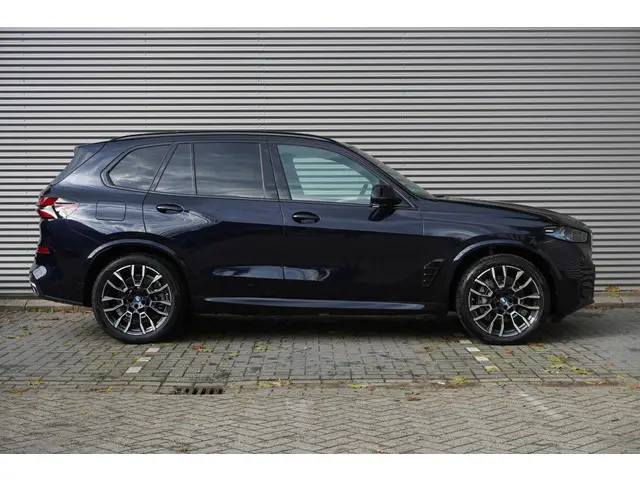 BMW X5 xDrive50e 2025 Hybride Benzine 4