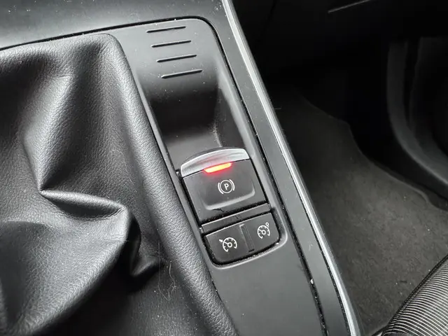 Renault Grand Scénic 1.2 TCe Zen 2017 Benzine 34