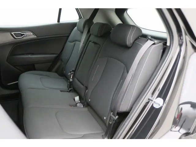 Kia Sportage 1.6 T-GDi MHEV ComfortLine 2022 Benzine 12