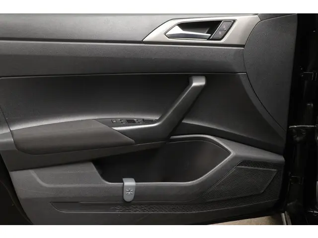 Volkswagen Polo 1.0 TSI Comfortline 2019 Benzine 26
