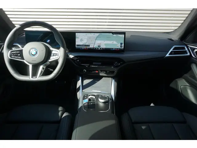 BMW i4 Gran Coupé eDrive35 2025 Elektrisch 9