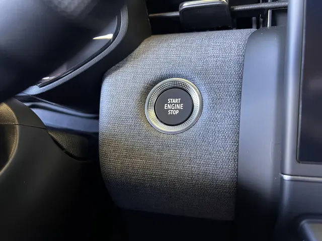 Mitsubishi Colt 1.0T Intense 2024 Benzine 29