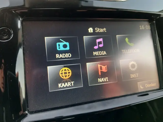 Renault Clio Estate 0.9 TCe Expression 2014 Benzine 14