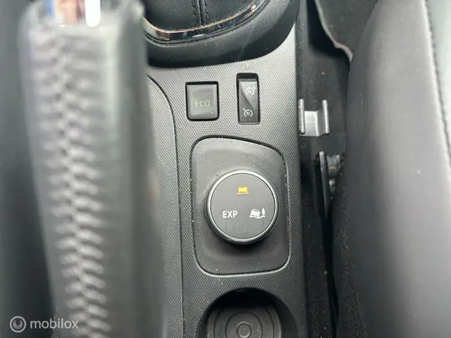 Renault Captur 0.9 TCe Helly Hansen 2015 Benzine 10