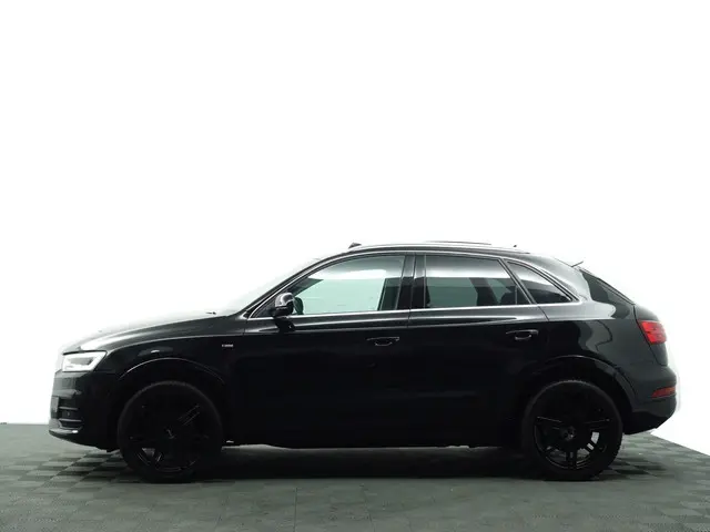 Audi Q3 2.0 TFSI Quattro S-line Aut- 2015 Benzine 40