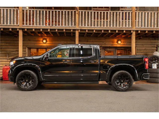 Chevrolet Silverado High Country 6.2 V8 2024 LPG/Gas 4