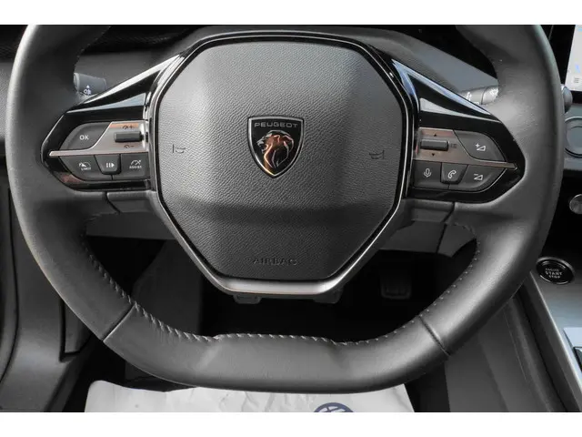 Peugeot 308 SW 1.2 PureTech EERSTE EIGENAAR 2022 Benzine 17