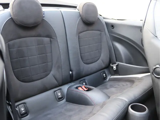 MINI Cooper Cabrio John Works Chili 2020 Benzine 30