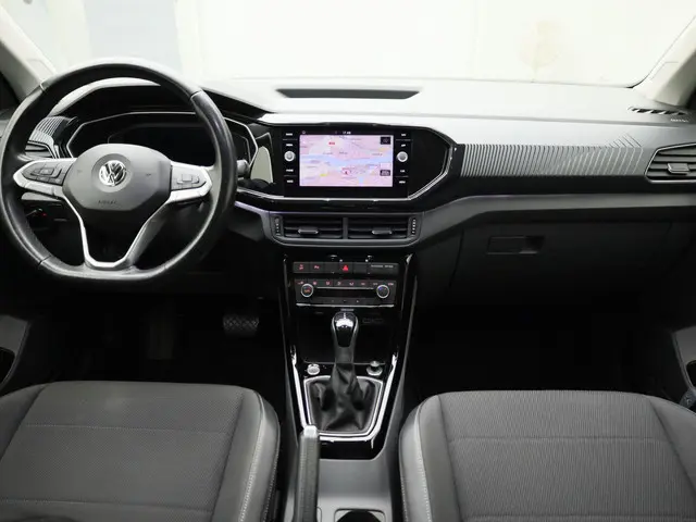 Volkswagen T-Cross 1.0 TSI 115pk DSG Style 2020 Benzine 4