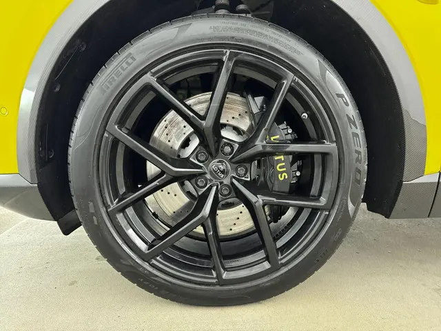 Lotus Eletre R 112kWh/906pk 2023 Elektrisch 5