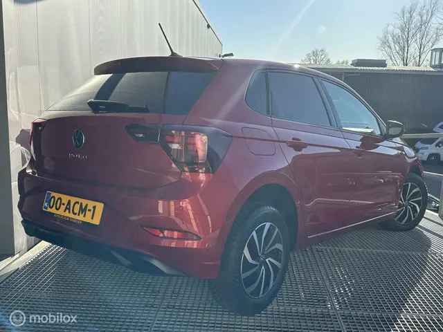 Volkswagen Polo 1.0 TSI Life Business 2022 Benzine 18