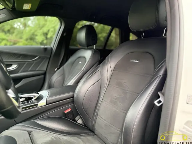 Mercedes-Benz C-Klasse Estate AMG 63 2016 Benzine 37