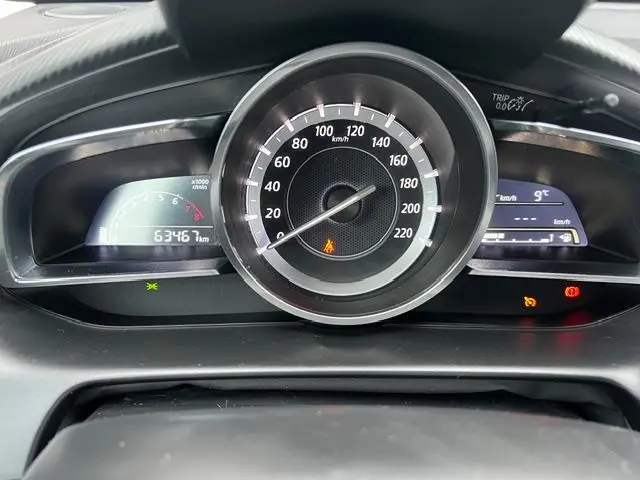 Mazda 2 1.5 Skyactiv-G Intro Edition 2016 Benzine 6