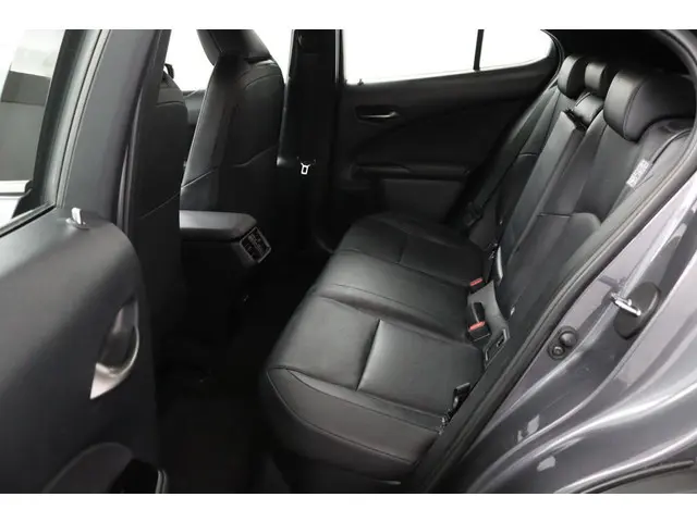 Lexus UX 250h Luxury Line 2022 Hybride Benzine 12