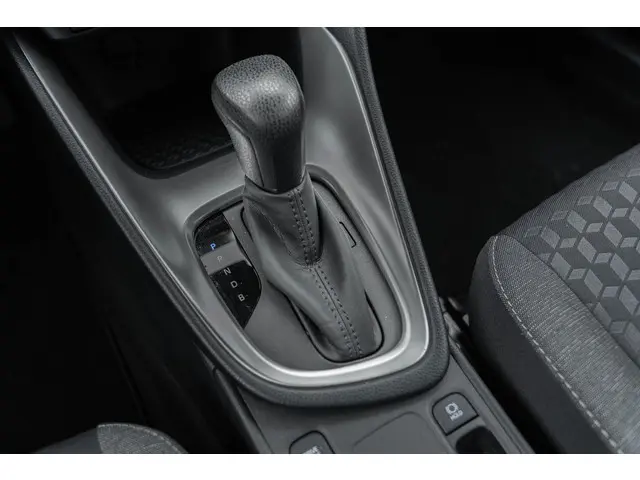 Toyota Yaris 1.5 Hybrid Dynamic 2022 Hybride Benzine 34