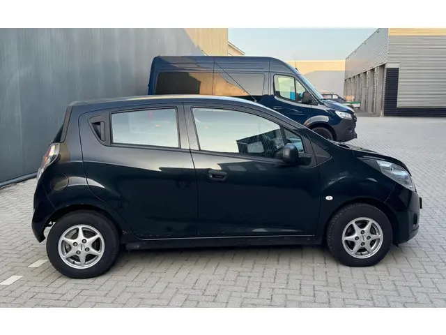 Chevrolet Spark 1.0 16V 2012 Benzine 5