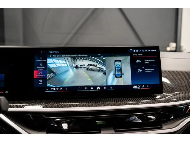 BMW X6 M60i xDrive 2023 Benzine 25