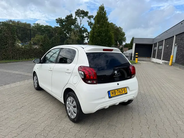 Peugeot 108 1.0 e-VTi Active 2015 Benzine 15