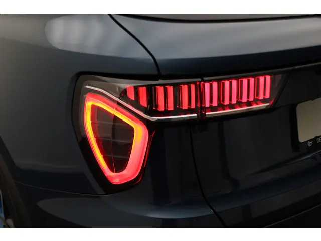 Lynk & Co 01 1.5 2022 Hybride Benzine 27