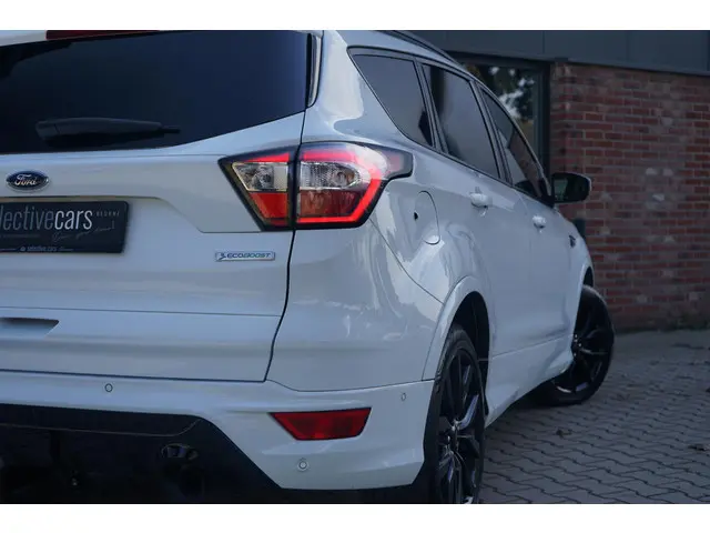 Ford Kuga 1.5 EcoBoost ST Line 2018 Benzine 34