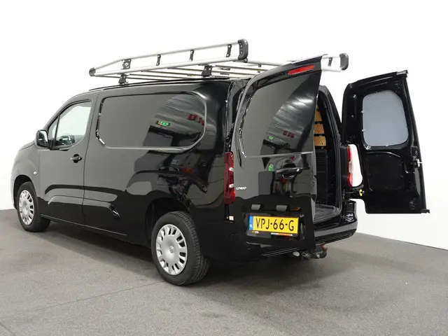 Opel Combo 130pk Automaat L2H1 Edition 2022 Diesel 35