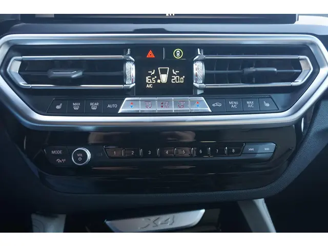 BMW X4 xDrive30i 2026 Benzine 22