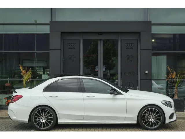 Mercedes-Benz C-Klasse C200 AMG 184pk 2017 Benzine 6