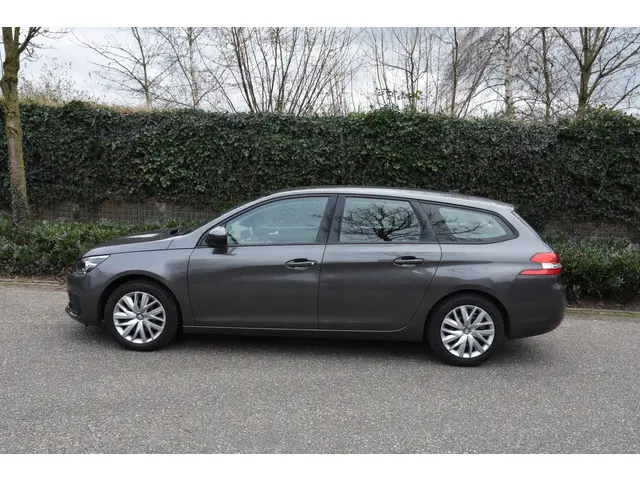 Peugeot 308 3