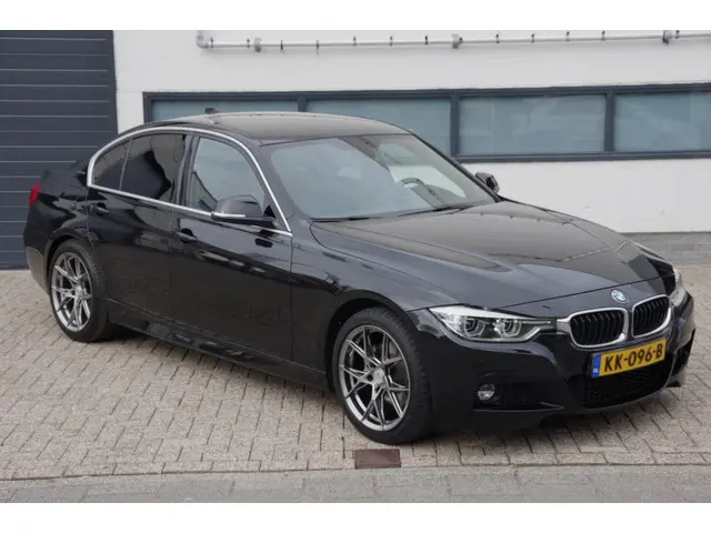 BMW 3 Serie 330e M-sport LEDER/NAVI 2016 Hybride Benzine 27