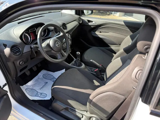 Opel ADAM 1.2 2013 Benzine 11