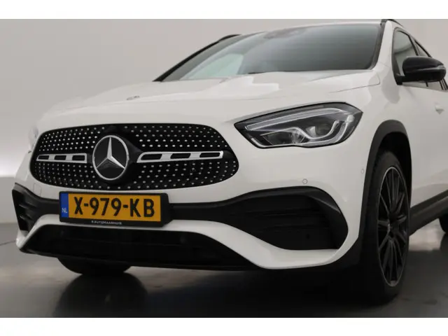 Mercedes-Benz GLA 250 e AMG Line 2022 Hybride Benzine 33