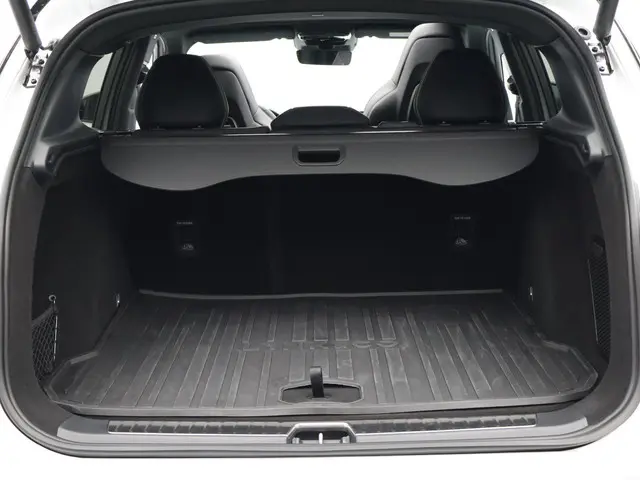 Lynk & Co 01 1.5 More 2025 Hybride Benzine 28