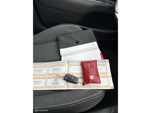 Citroën C4 1.2 PureTech Feel Collection 2015 Benzine 16