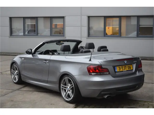BMW 1 Serie Cabrio 118i M Sport Edition 2014 Benzine 5