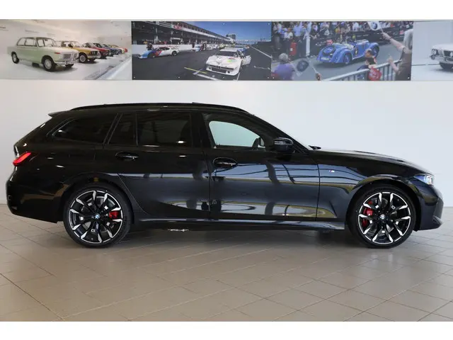 BMW 3 Serie Touring 330e 2026 Hybride Benzine 3