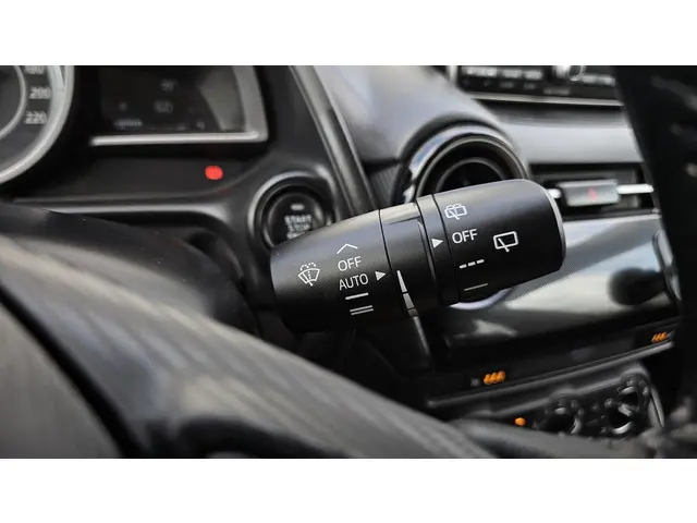 Mazda 2 1.5 Skyactiv-G Intro Edition 2016 Benzine 17