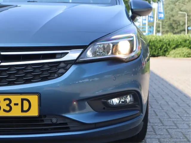 Opel Astra 1.4 150 PK Innovation 2017 Benzine 16