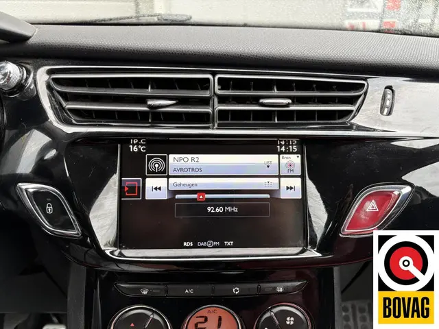 Citroën C3 1.2 PureTech Collection 2015 Benzine 10