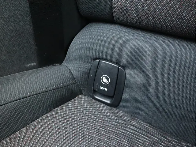 MINI One 1.5 2019 Benzine 38