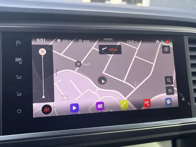 SEAT Ateca 1.5 TSi DSG FR Business Intense 2022 Benzine 18