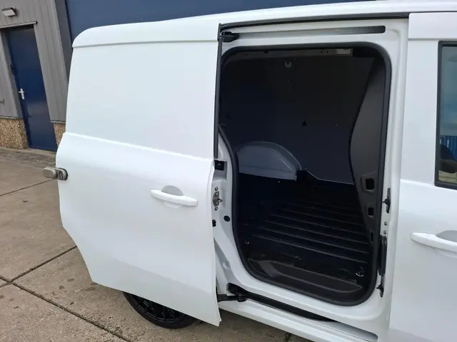 Mercedes-Benz Citan 108 CDI L1 Base 2023 Diesel 23